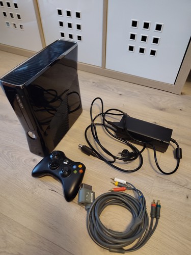 Microsoft xbox 360 250 - xbox, gb